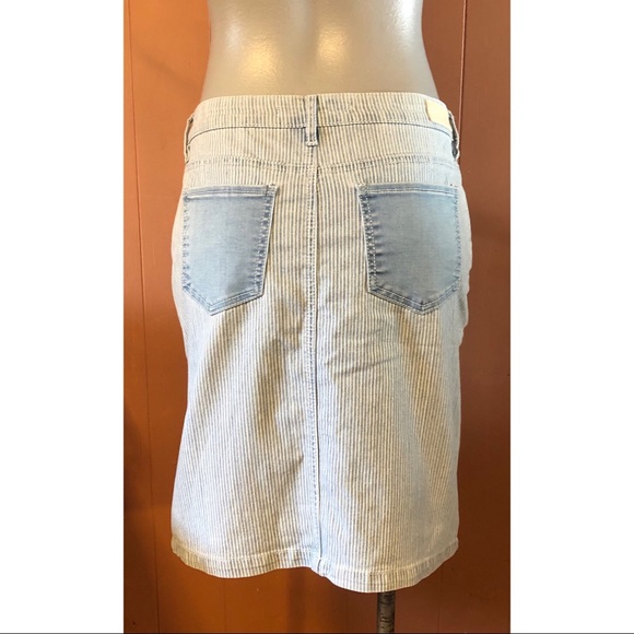 Buffalo by David Bitton Patchwork Denim Skirt 27 - Picture 5 of 9